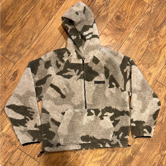 Fear of God Other - AUTHENTIC FOG ESSENTIALS fleece camo NWOT